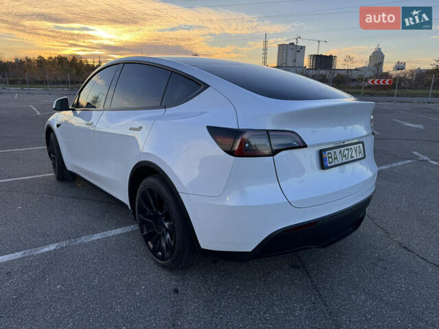 Білий Тесла Model Y, об'ємом двигуна 0 л та пробігом 48 тис. км за 28000 $, фото 5 на Automoto.ua