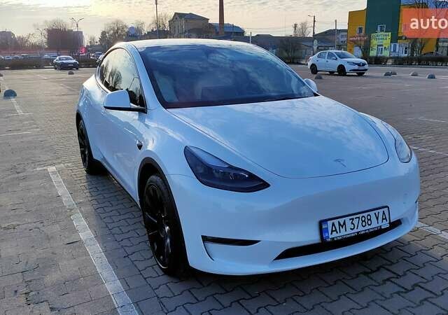 Белый Тесла Model Y, объемом двигателя 0 л и пробегом 10 тыс. км за 33500 $, фото 7 на Automoto.ua