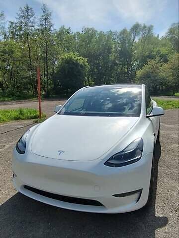 Белый Тесла Model Y, объемом двигателя 0 л и пробегом 1 тыс. км за 38000 $, фото 39 на Automoto.ua