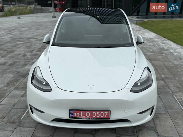 Белый Тесла Model Y, объемом двигателя 0 л и пробегом 45 тыс. км за 35500 $, фото 5 на Automoto.ua