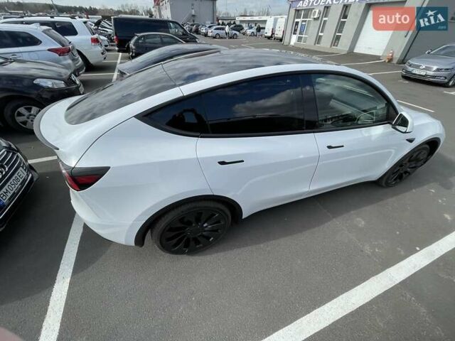 Белый Тесла Model Y, объемом двигателя 0 л и пробегом 4 тыс. км за 29800 $, фото 30 на Automoto.ua