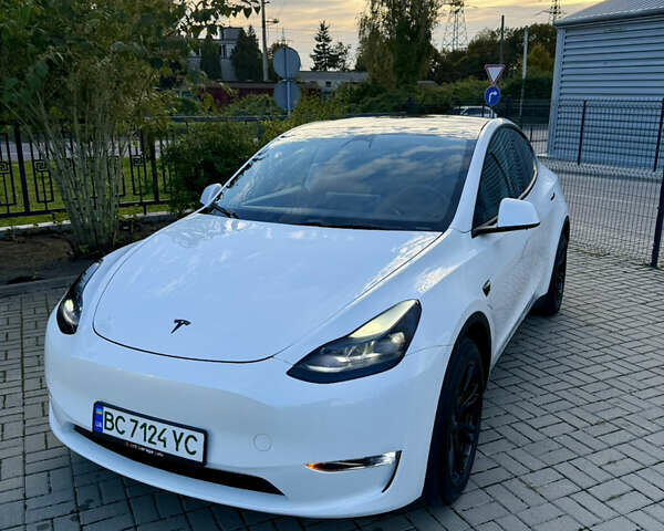 Тесла Model Y 2023 в Львове на Automoto.ua Белый Тесла Model Y, объемом двигателя 0 л и пробегом 48 тыс. км за 28900 $, фото 7 на Automoto.ua