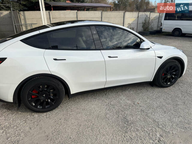 Білий Тесла Model Y, об'ємом двигуна 0 л та пробігом 35 тис. км за 33000 $, фото 3 на Automoto.ua
