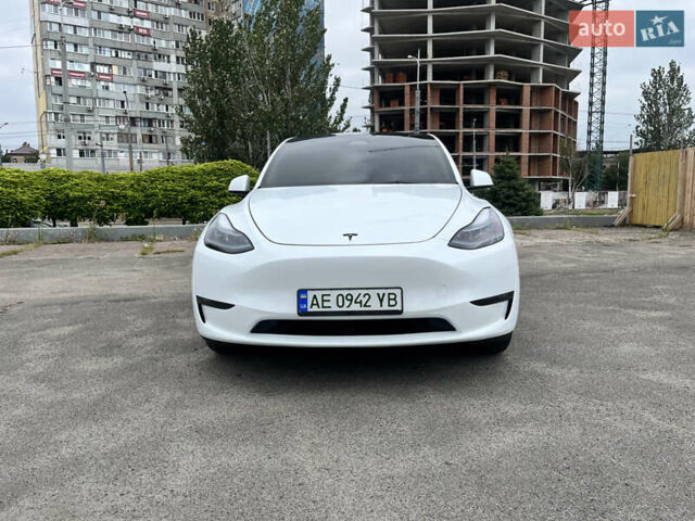 Белый Тесла Model Y, объемом двигателя 0 л и пробегом 40 тыс. км за 29500 $, фото 3 на Automoto.ua
