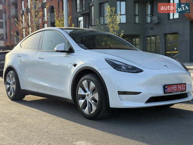 Білий Тесла Model Y, об'ємом двигуна 0 л та пробігом 55 тис. км за 33014 $, фото 17 на Automoto.ua