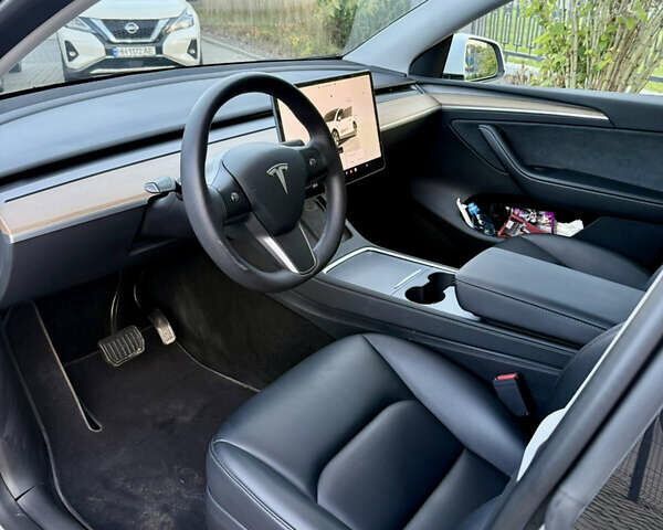 Тесла Model Y 2023 в Львове на Automoto.ua Белый Тесла Model Y, объемом двигателя 0 л и пробегом 48 тыс. км за 28900 $, фото 27 на Automoto.ua