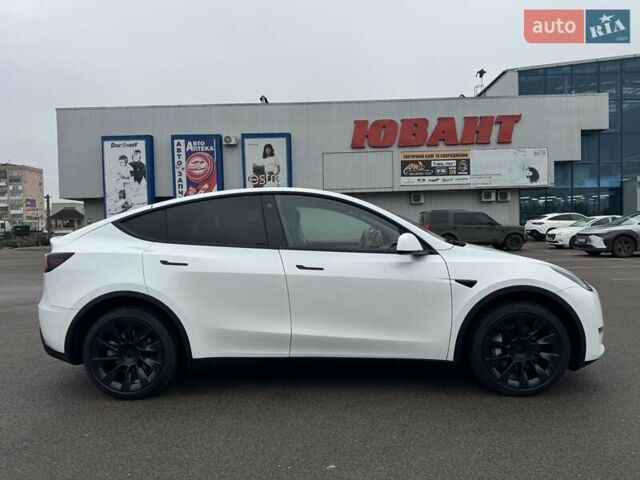 Белый Тесла Model Y, объемом двигателя 0 л и пробегом 59 тыс. км за 31490 $, фото 2 на Automoto.ua