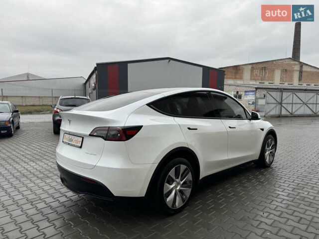 Белый Тесла Model Y, объемом двигателя 0 л и пробегом 37 тыс. км за 26000 $, фото 4 на Automoto.ua