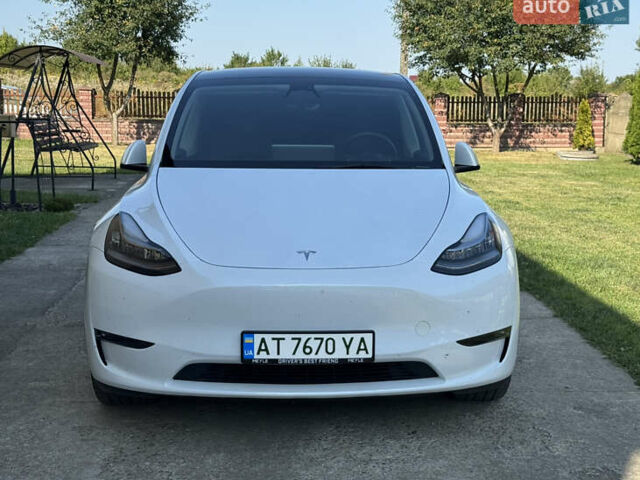 Белый Тесла Model Y, объемом двигателя 0 л и пробегом 35 тыс. км за 33000 $, фото 1 на Automoto.ua
