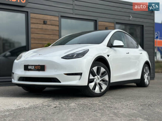 Білий Тесла Model Y, об'ємом двигуна 0 л та пробігом 47 тис. км за 26500 $, фото 2 на Automoto.ua