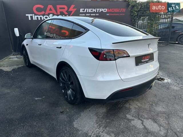 Белый Тесла Model Y, объемом двигателя 0 л и пробегом 25 тыс. км за 30000 $, фото 10 на Automoto.ua