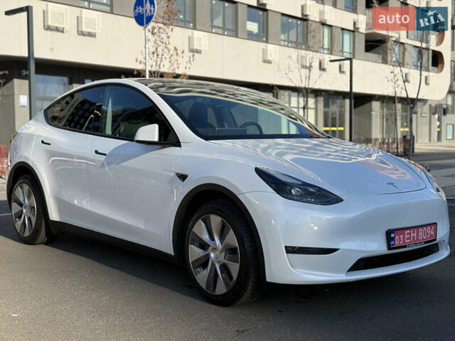 Белый Тесла Model Y, объемом двигателя 0 л и пробегом 35 тыс. км за 33777 $, фото 9 на Automoto.ua