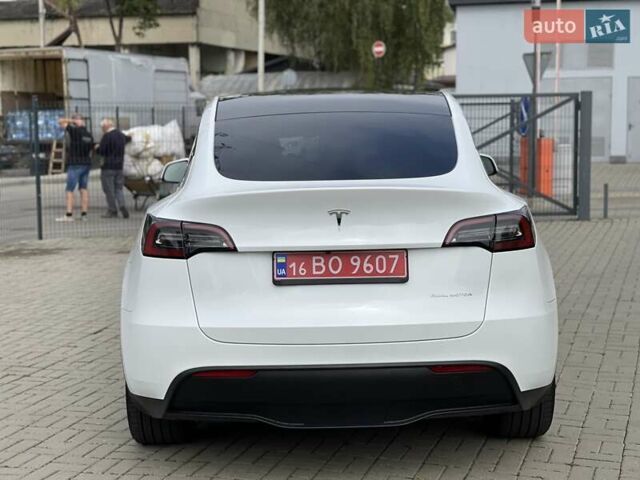 Білий Тесла Model Y, об'ємом двигуна 0 л та пробігом 25 тис. км за 28500 $, фото 7 на Automoto.ua