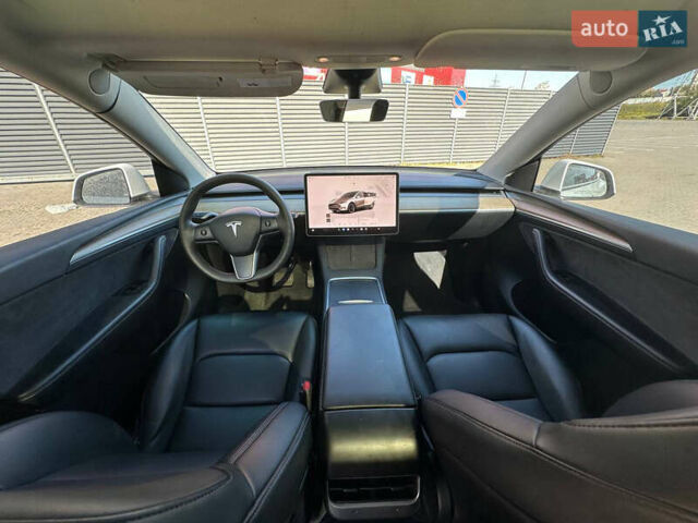 Білий Тесла Model Y, об'ємом двигуна 0 л та пробігом 53 тис. км за 25900 $, фото 16 на Automoto.ua