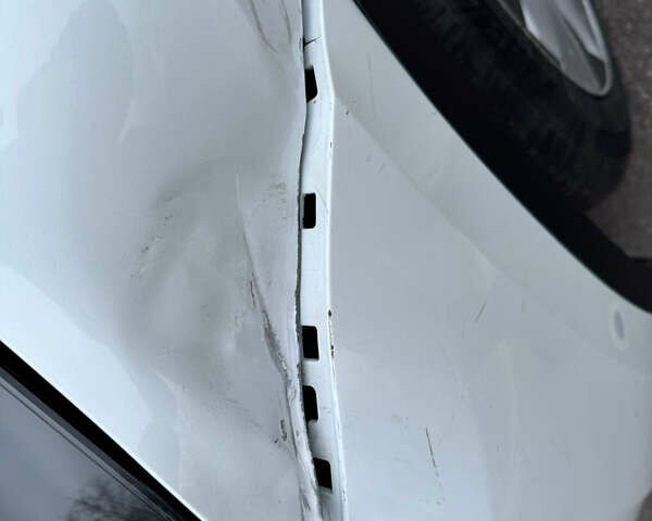 Білий Тесла Model Y, об'ємом двигуна 0 л та пробігом 50 тис. км за 21900 $, фото 11 на Automoto.ua