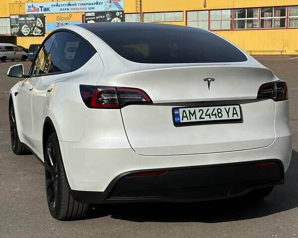 Белый Тесла Model Y, объемом двигателя 0 л и пробегом 23 тыс. км за 27500 $, фото 10 на Automoto.ua