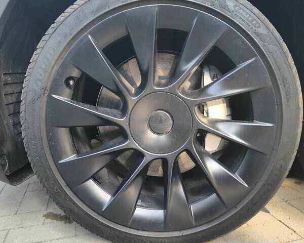 Білий Тесла Model Y, об'ємом двигуна 0 л та пробігом 30 тис. км за 33800 $, фото 3 на Automoto.ua