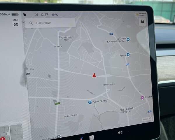 Білий Тесла Model Y, об'ємом двигуна 0 л та пробігом 25 тис. км за 28500 $, фото 35 на Automoto.ua