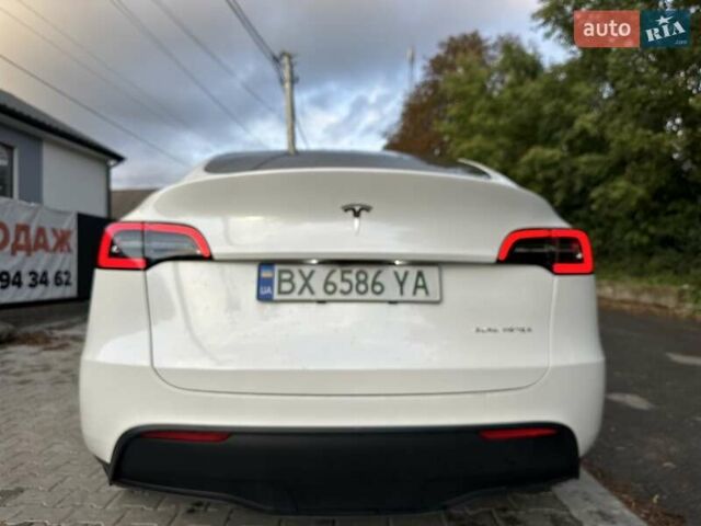 Белый Тесла Model Y, объемом двигателя 0 л и пробегом 62 тыс. км за 24999 $, фото 10 на Automoto.ua