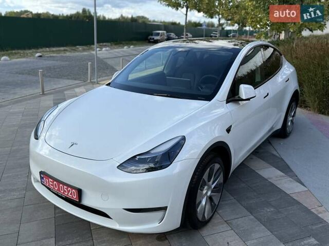 Белый Тесла Model Y, объемом двигателя 0 л и пробегом 35 тыс. км за 34500 $, фото 17 на Automoto.ua