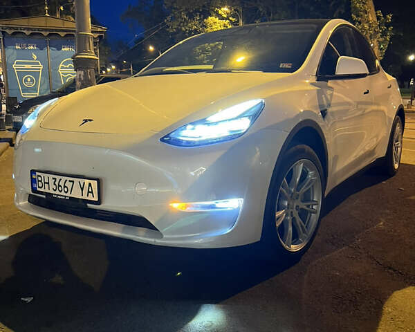 Білий Тесла Model Y, об'ємом двигуна 0 л та пробігом 12 тис. км за 36500 $, фото 8 на Automoto.ua