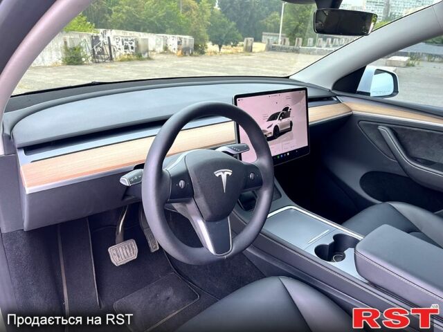 Белый Тесла Model Y, объемом двигателя 0 л и пробегом 40 тыс. км за 28499 $, фото 7 на Automoto.ua