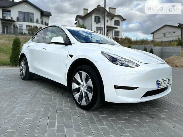 Білий Тесла Model Y, об'ємом двигуна 0 л та пробігом 15 тис. км за 32500 $, фото 15 на Automoto.ua