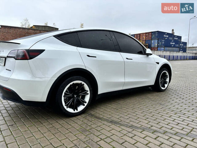 Білий Тесла Model Y, об'ємом двигуна 0 л та пробігом 45 тис. км за 27500 $, фото 19 на Automoto.ua