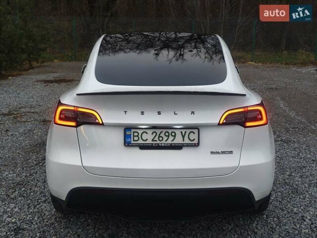 Белый Тесла Model Y, объемом двигателя 0 л и пробегом 39 тыс. км за 26800 $, фото 7 на Automoto.ua