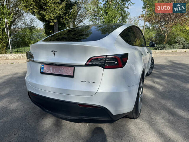 Белый Тесла Model Y, объемом двигателя 0 л и пробегом 24 тыс. км за 32500 $, фото 9 на Automoto.ua