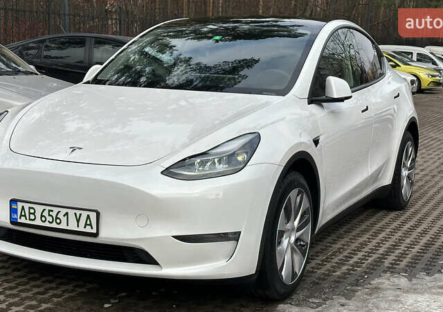Белый Тесла Model Y, объемом двигателя 0 л и пробегом 20 тыс. км за 34900 $, фото 3 на Automoto.ua