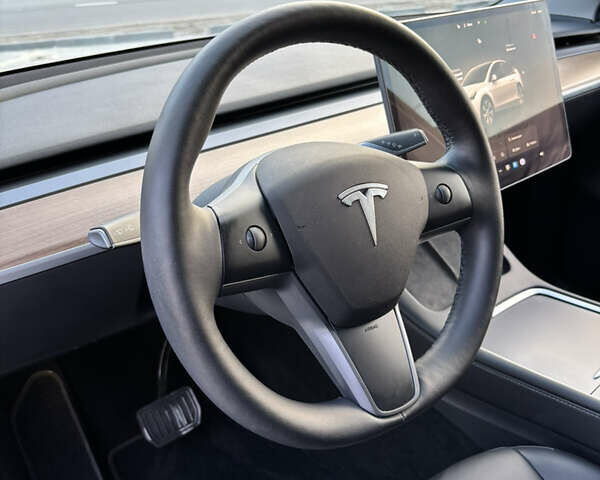 Белый Тесла Model Y, объемом двигателя 0 л и пробегом 40 тыс. км за 28000 $, фото 34 на Automoto.ua