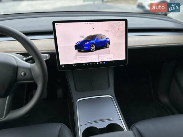 Білий Тесла Model Y, об'ємом двигуна 0 л та пробігом 47 тис. км за 26500 $, фото 43 на Automoto.ua
