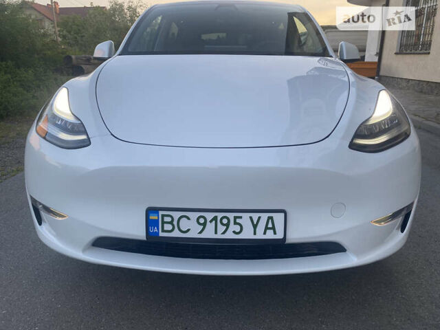 Белый Тесла Model Y, объемом двигателя 0 л и пробегом 7 тыс. км за 33777 $, фото 43 на Automoto.ua