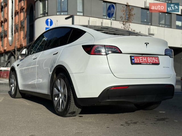 Белый Тесла Model Y, объемом двигателя 0 л и пробегом 35 тыс. км за 33777 $, фото 18 на Automoto.ua