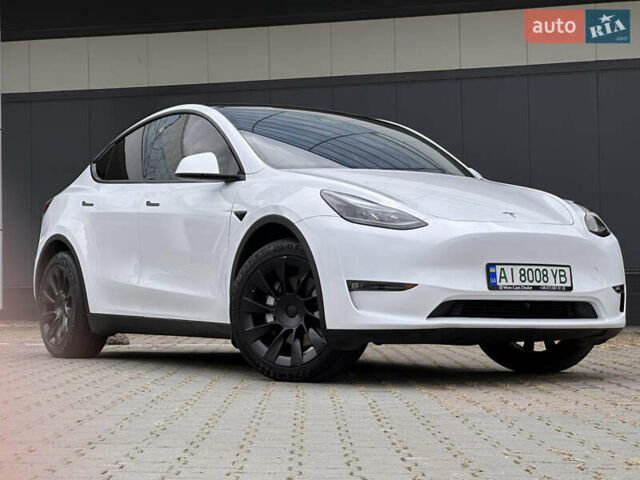 Белый Тесла Model Y, объемом двигателя 0 л и пробегом 41 тыс. км за 29900 $, фото 4 на Automoto.ua