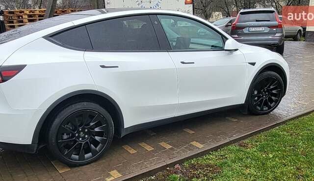 Белый Тесла Model Y, объемом двигателя 0 л и пробегом 56 тыс. км за 26500 $, фото 6 на Automoto.ua