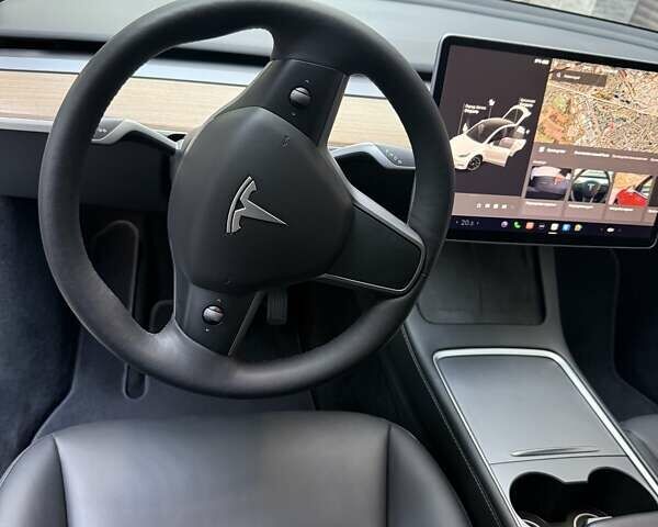 Белый Тесла Model Y, объемом двигателя 0 л и пробегом 33 тыс. км за 32000 $, фото 19 на Automoto.ua