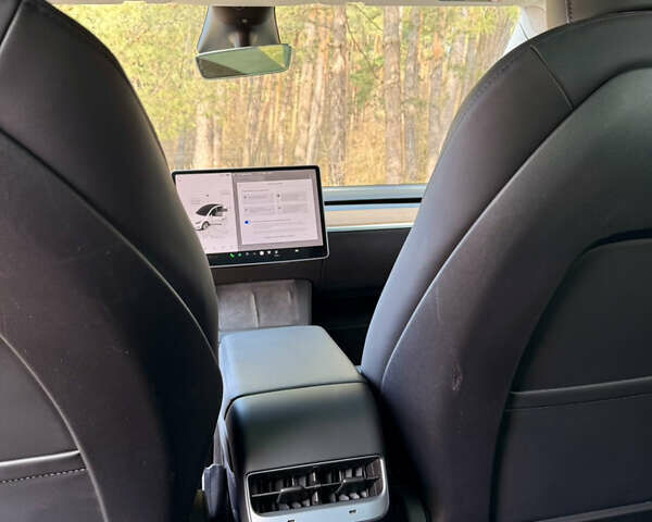Белый Тесла Model Y, объемом двигателя 0 л и пробегом 80 тыс. км за 34800 $, фото 11 на Automoto.ua