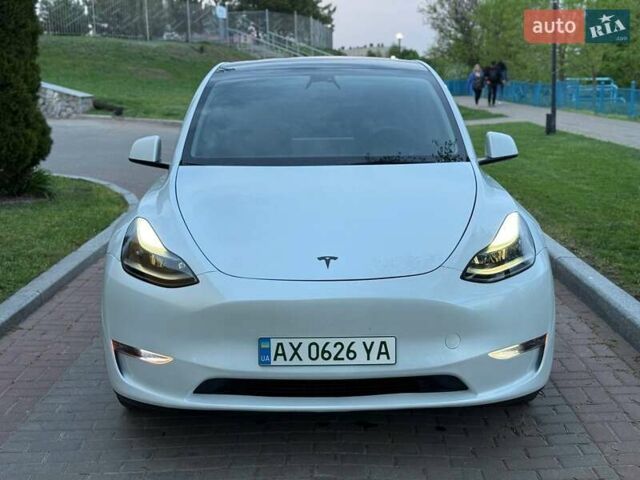 Белый Тесла Model Y, объемом двигателя 0 л и пробегом 36 тыс. км за 28500 $, фото 1 на Automoto.ua