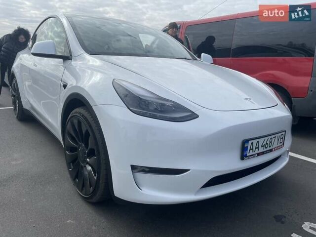 Белый Тесла Model Y, объемом двигателя 0 л и пробегом 4 тыс. км за 29800 $, фото 19 на Automoto.ua