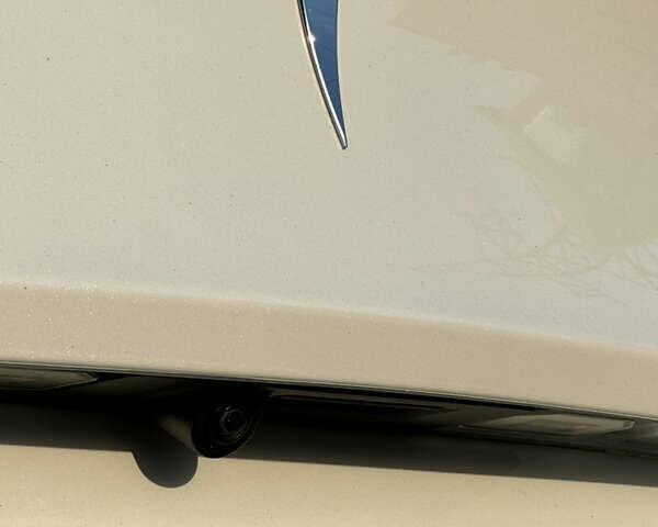 Білий Тесла Model Y, об'ємом двигуна 0 л та пробігом 6 тис. км за 38500 $, фото 26 на Automoto.ua