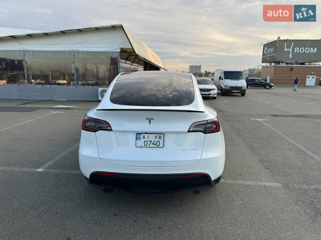 Белый Тесла Model Y, объемом двигателя 0 л и пробегом 24 тыс. км за 28999 $, фото 3 на Automoto.ua