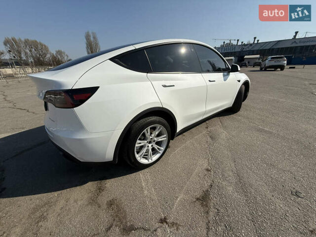 Белый Тесла Model Y, объемом двигателя 0 л и пробегом 52 тыс. км за 25900 $, фото 9 на Automoto.ua