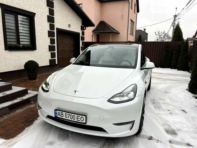 Белый Тесла Model Y, объемом двигателя 0 л и пробегом 25 тыс. км за 42500 $, фото 1 на Automoto.ua