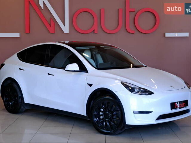 Белый Тесла Model Y, объемом двигателя 0 л и пробегом 52 тыс. км за 26900 $, фото 10 на Automoto.ua