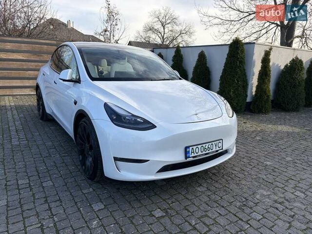 Белый Тесла Model Y, объемом двигателя 0 л и пробегом 47 тыс. км за 32500 $, фото 11 на Automoto.ua