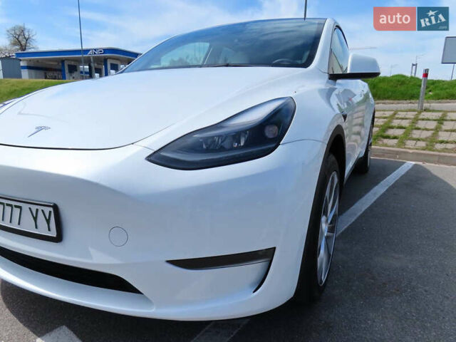 Белый Тесла Model Y, объемом двигателя 0 л и пробегом 41 тыс. км за 27000 $, фото 9 на Automoto.ua