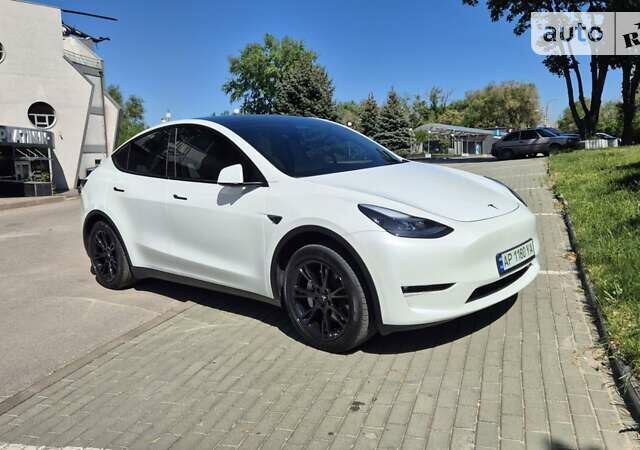 Белый Тесла Model Y, объемом двигателя 0 л и пробегом 11 тыс. км за 35000 $, фото 10 на Automoto.ua