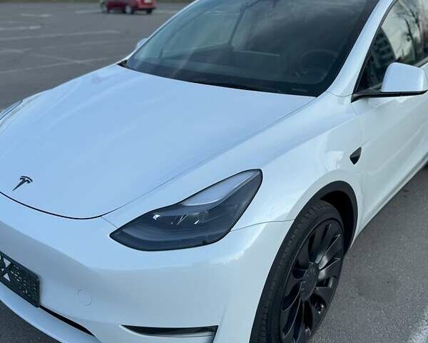 Белый Тесла Model Y, объемом двигателя 0 л и пробегом 35 тыс. км за 27500 $, фото 26 на Automoto.ua